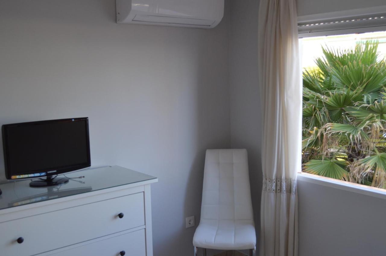 Apartamentos recién reformados al lado de la playa Benalmádena Exterior foto