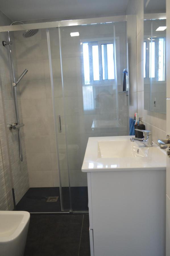 Apartamentos recién reformados al lado de la playa Benalmádena Exterior foto