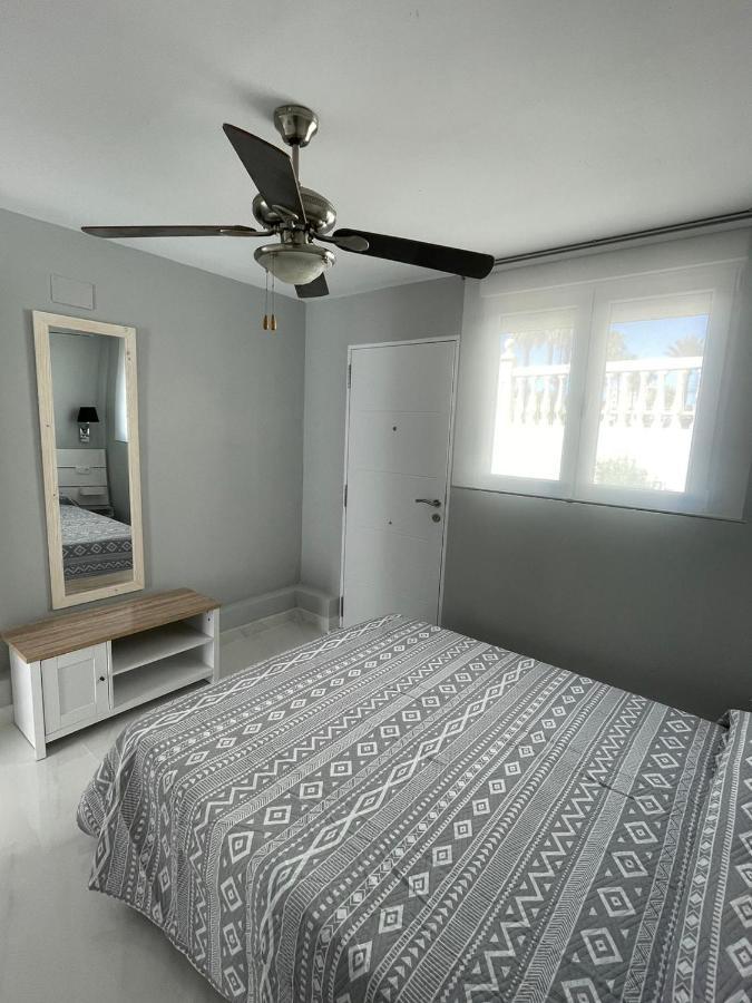Apartamentos recién reformados al lado de la playa Benalmádena Exterior foto